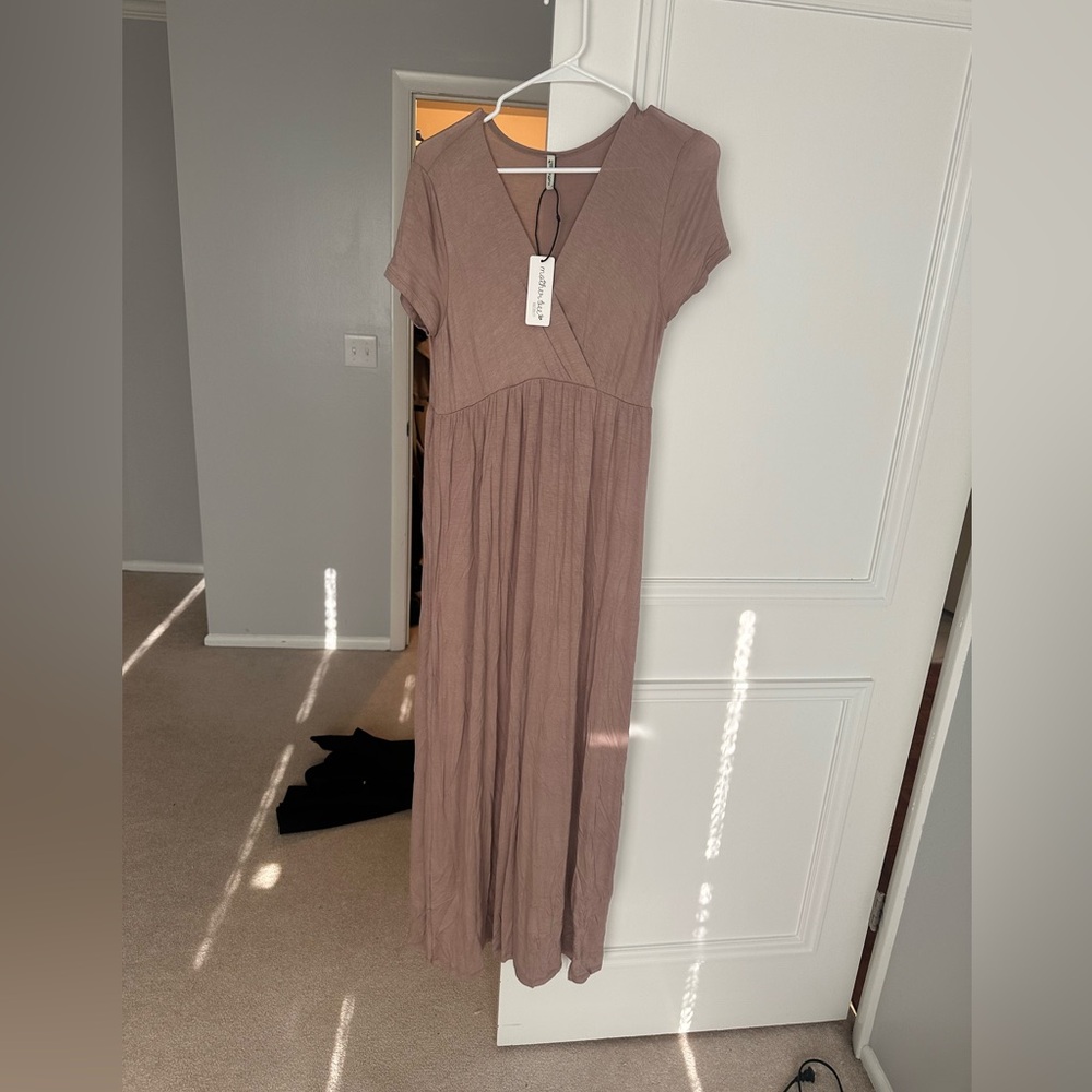 NWT Mother Bee Maternity Maxi Dress